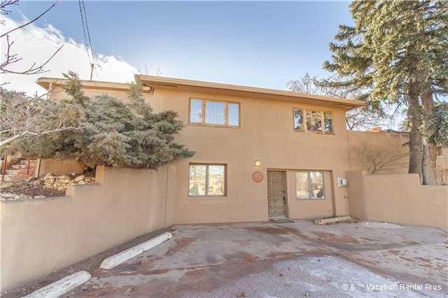 Plaza Splendor Three-bedroom Holiday home