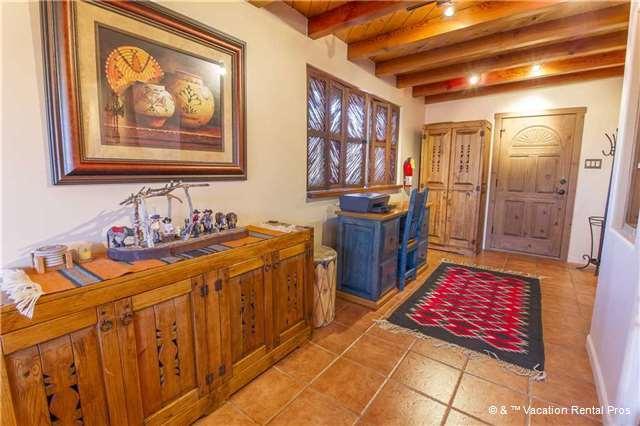 Plaza Splendor Three-bedroom *