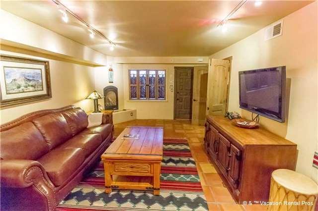 Plaza Splendor Three-bedroom Holiday home