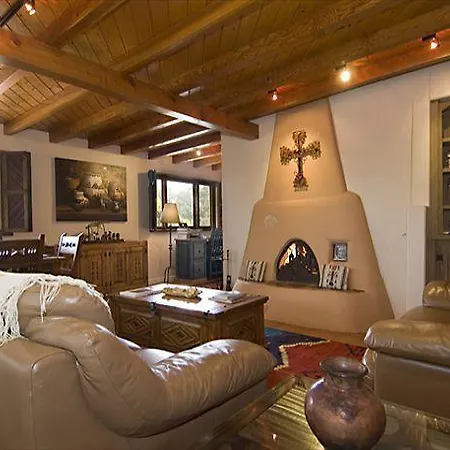 Plaza Splendor Three-bedroom Holiday home Santa Fe