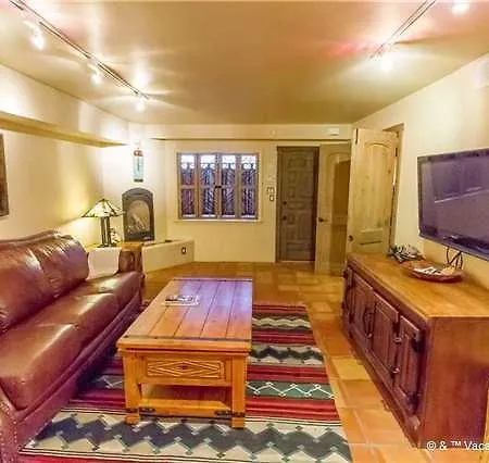 Plaza Splendor Three-bedroom Holiday home