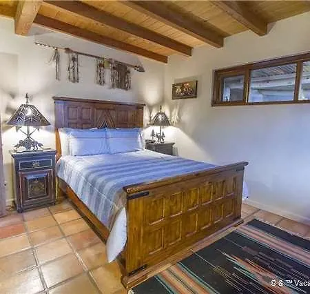 Plaza Splendor Three-bedroom Holiday home
